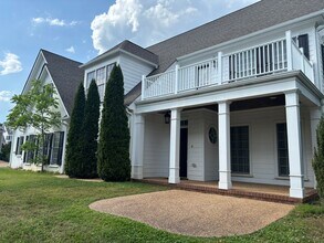 Building Photo - Great Home in Crozet!