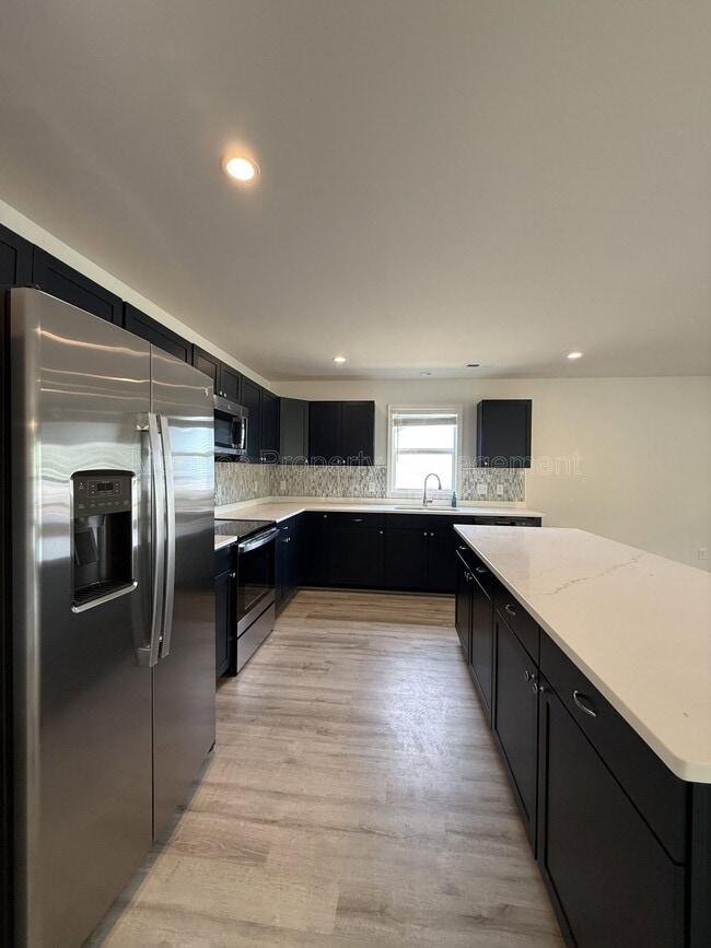 Building Photo - 990 Ebb Tide Dr