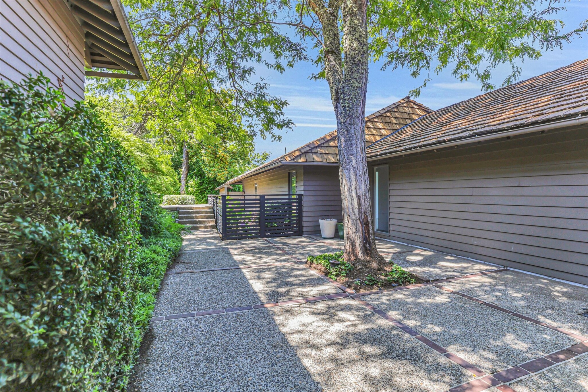 Building Photo - 17642 Upper Cherry Ln
