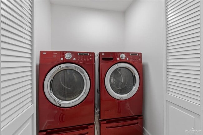 Building Photo - 20 N 17th St