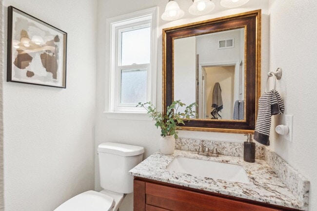 Building Photo - Full Remodeled Single-Level Home in San Rafael