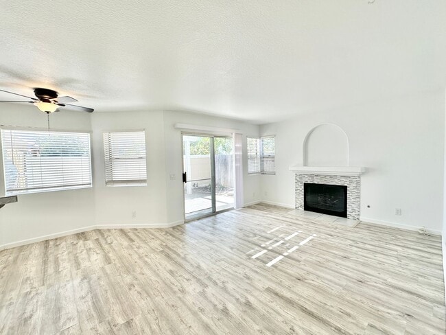 Building Photo - Beautiful & Updated Two-Story on a Quiet Cul-De-Sac, Private Fenced Yard Space, & Just Minutes to...