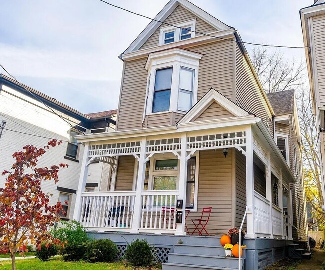 Building Photo - 3020 Hackberry St