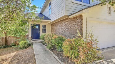 Building Photo - 641 Fort Thomas Pl