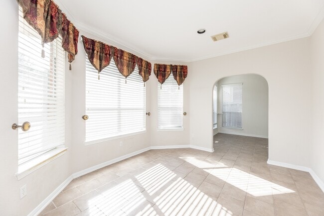 Building Photo - 15435 Stoneridge Park Ln