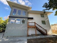 Building Photo - 498 East Fort Union Blvd