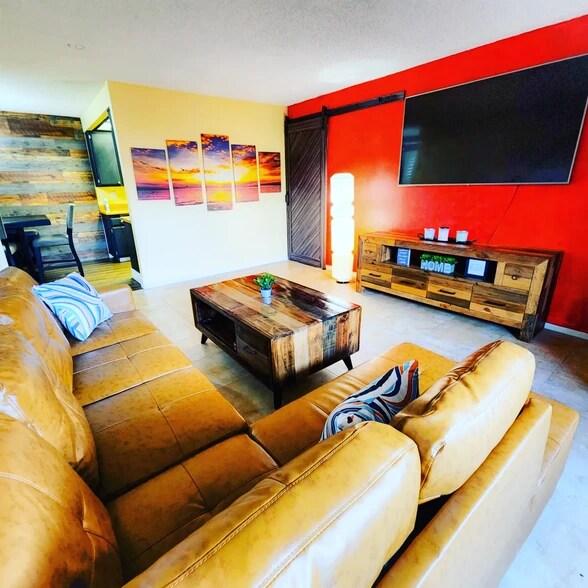 Building Photo - 20531 S Vermont Ave