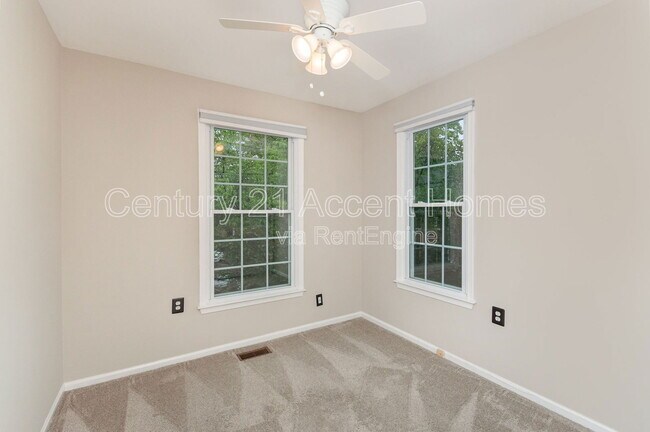 Building Photo - 2514 S Arlington Mill Dr