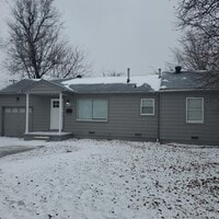 Building Photo - 3123 E Xyler St