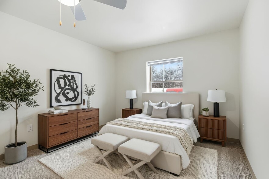 Building Photo - Campus Park Apartments