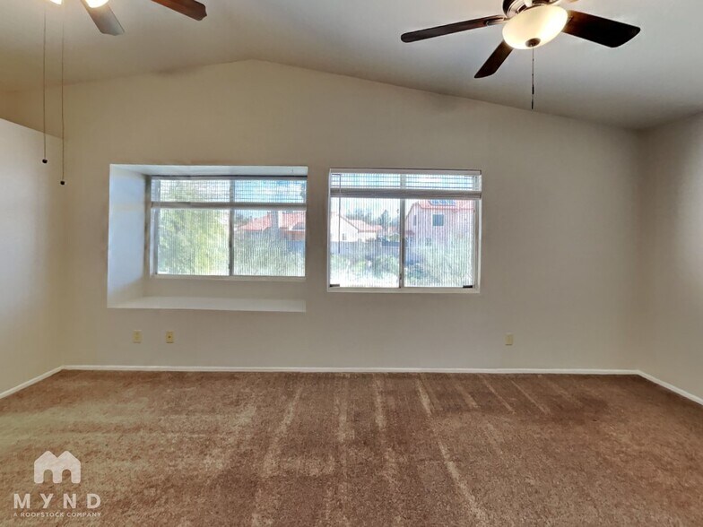 Building Photo - 5171 W Wood Owl Dr