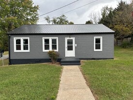 Building Photo - 220 Lake St