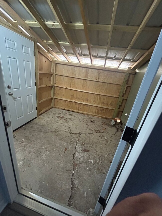 Building Photo - 2212 SE 36 Terrace