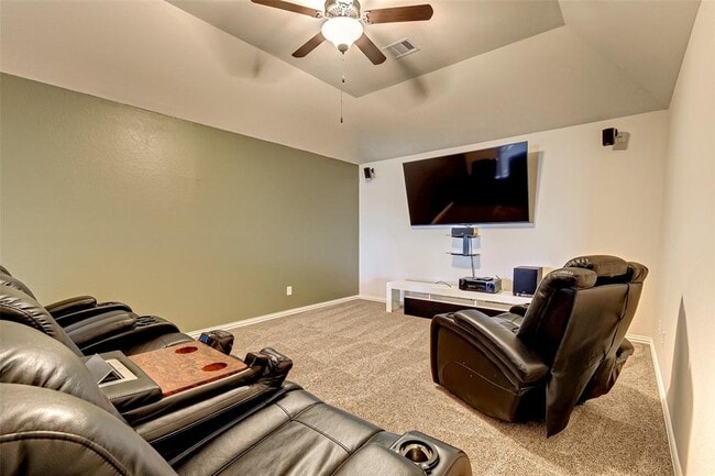 Building Photo - 9915 St Romain Dr