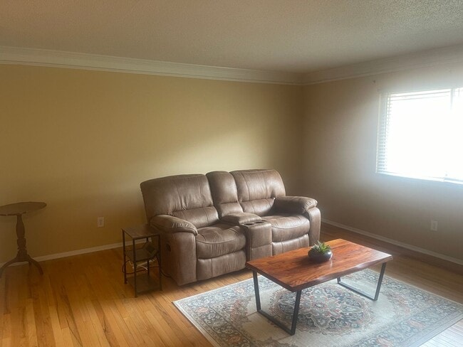 Building Photo - ? Now Leasing in Hanahan! ? 2 Bed • 2 Full...
