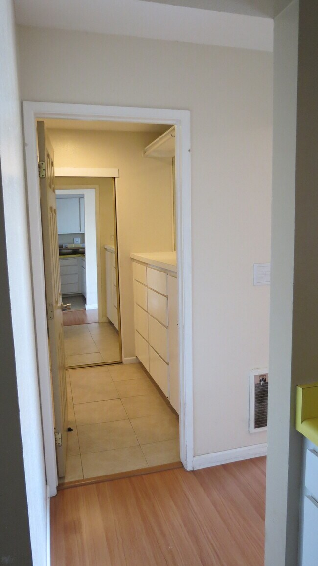 Built in drawers - 3242 Ashford St