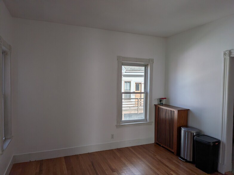 Building Photo - 12 Newbern Ave