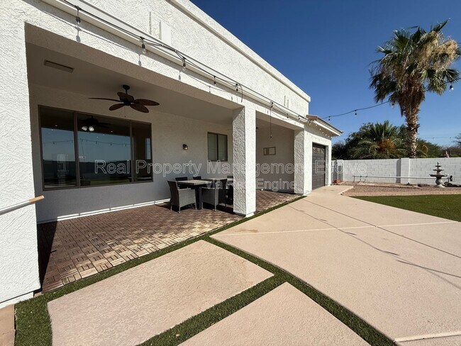 Building Photo - 4287 S Kimberlee Dr