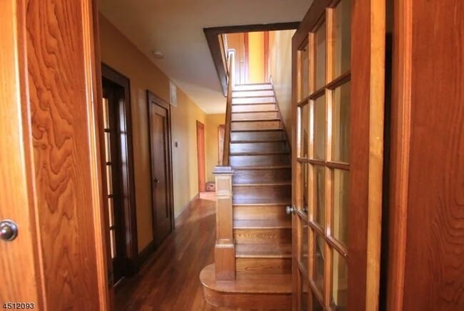 Building Photo - 227 Sunnymeade Rd