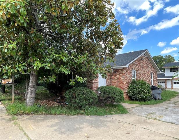 2818 Beatties Ford Rd - 2818 Beatties Ford Rd Charlotte NC 28216 ...