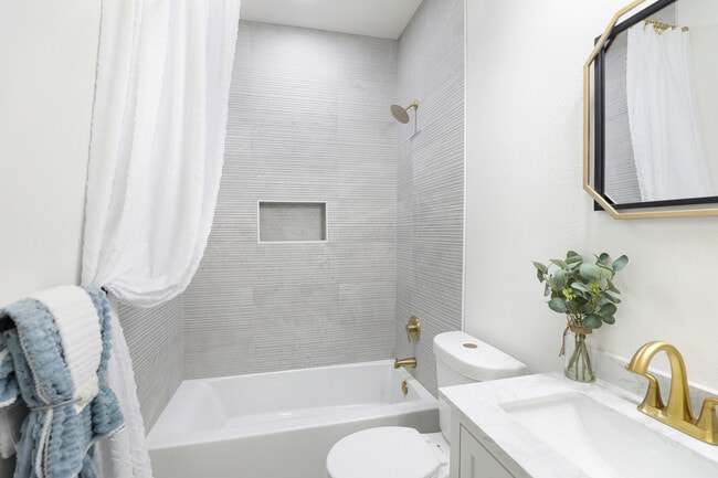 Building Photo - 1407 W Louisiana St