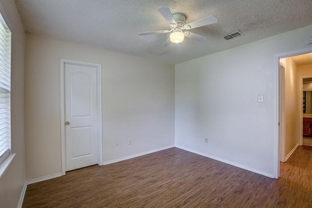 Building Photo - 6637 Fair Oaks Dr