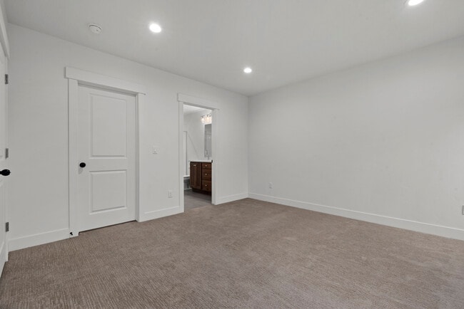 Building Photo - 2970 Richmond View Ct