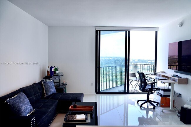 Building Photo - 5300 Paseo Blvd