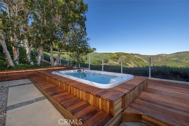 Building Photo - 52 Coral Reef