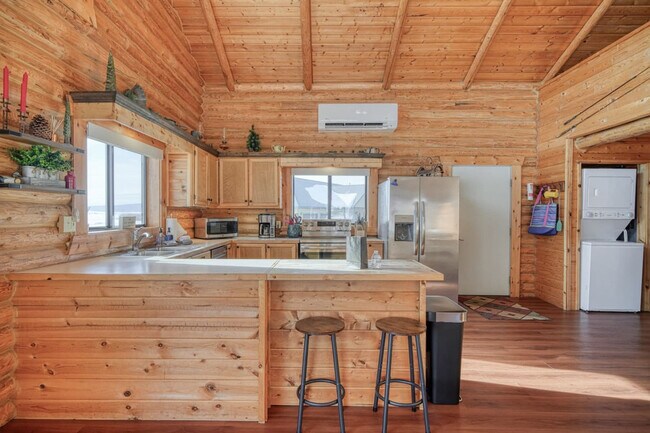 Building Photo - 5406 Henrys Lake Rd