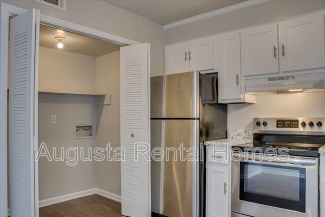 Building Photo - 3081 Parrish Rd