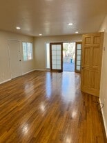 Building Photo - 947 Casanova Ave