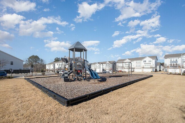 Building Photo - 6922 Outfall Point Ln
