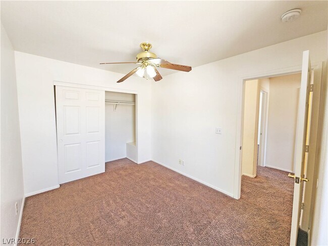 Building Photo - 1080 Karen Ct