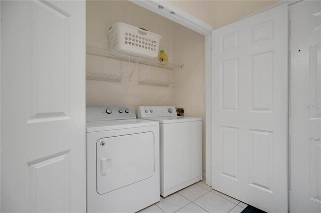 Building Photo - 8775 Sartori St