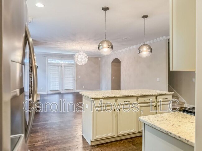 Building Photo - 3 Rocky Meadow Ct