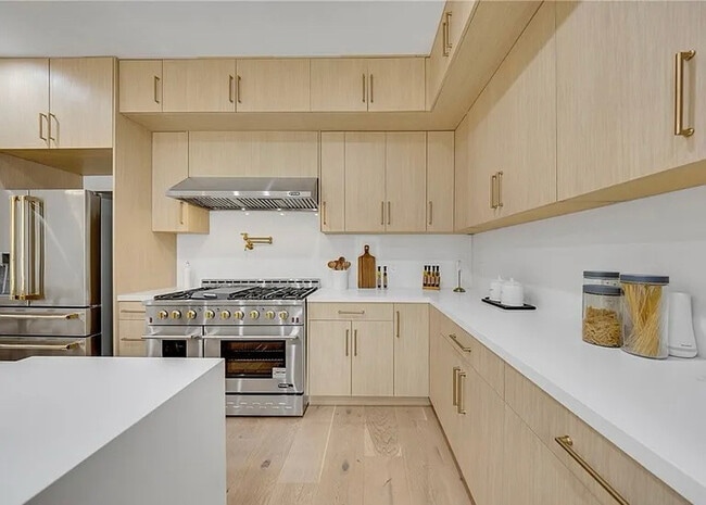 Building Photo - 80 Seton Rd