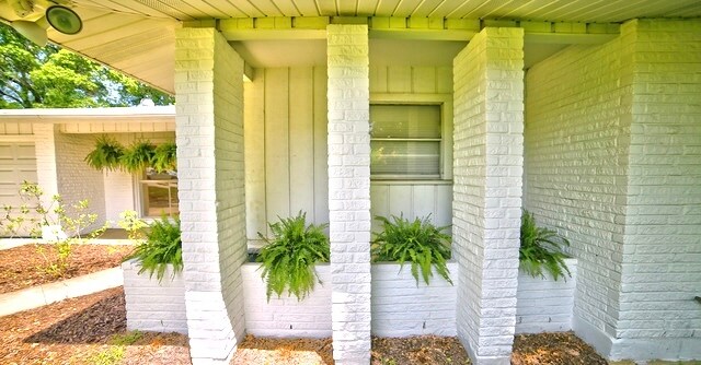 Building Photo - 2119 Flamingo Dr
