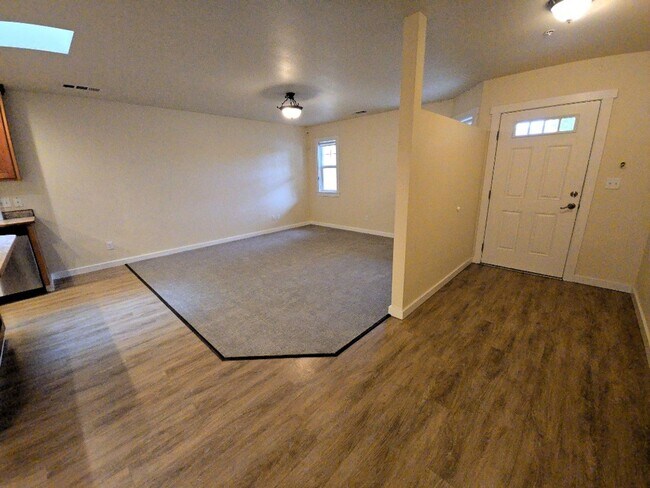 Building Photo - 2469 Shay Ct