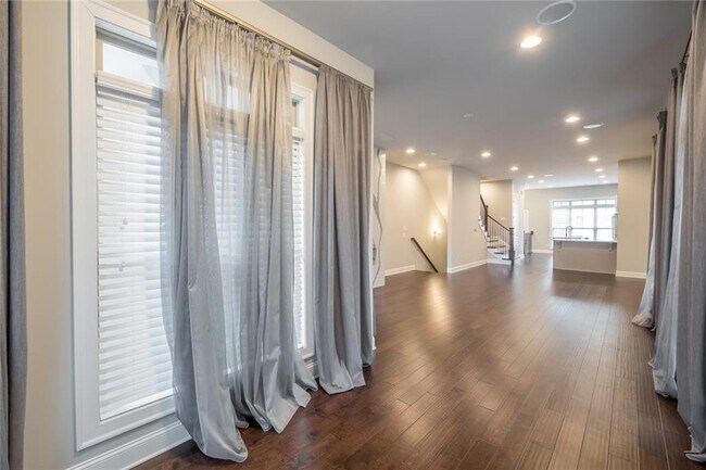 Building Photo - 4216 Deming Cir