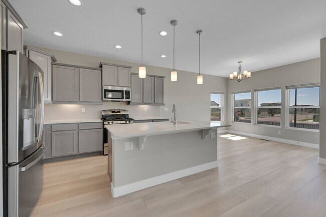 Building Photo - $2,425 - 3 beds, 2 baths, Updated home in ...