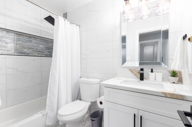 Building Photo - 3950 Marlesta Dr