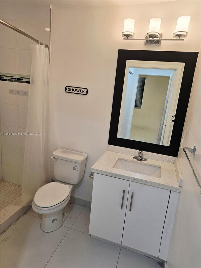 Building Photo - 2651 NE 212th Ter