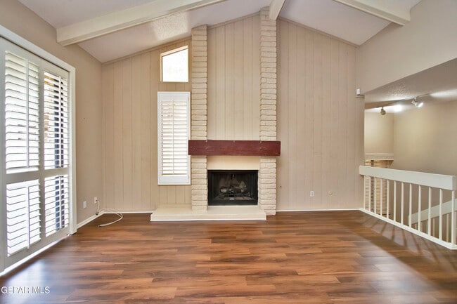 Building Photo - 5710 Mira Grande Dr