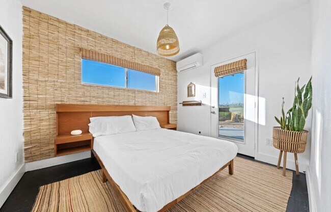 Building Photo - Desert Oasis Home on 5 Acres with Spa & EV