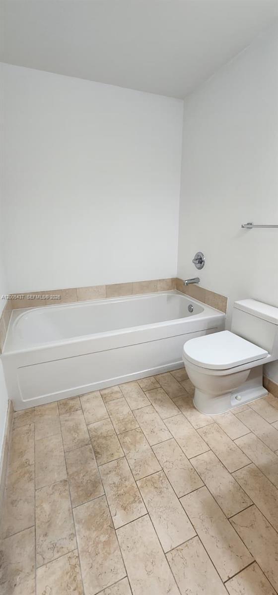 Building Photo - 1111 SW 1st Ave