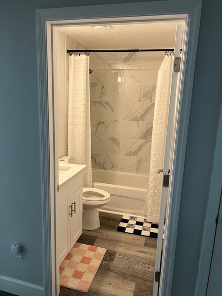 Building Photo - 15482 SW 10th Pl