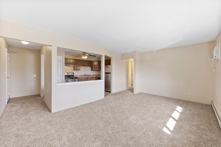 Living Room - Prairie Woods Apartments