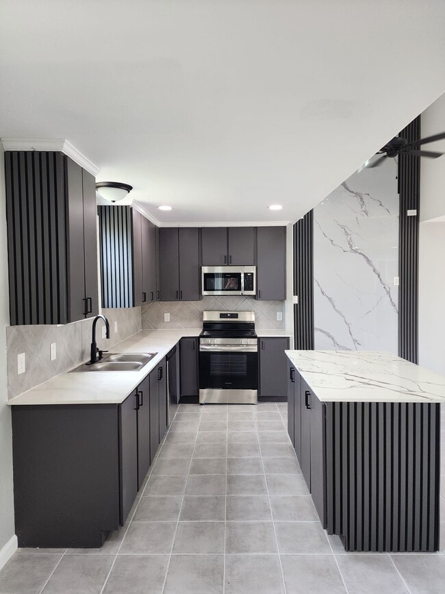 Building Photo - 386 Rd 591701