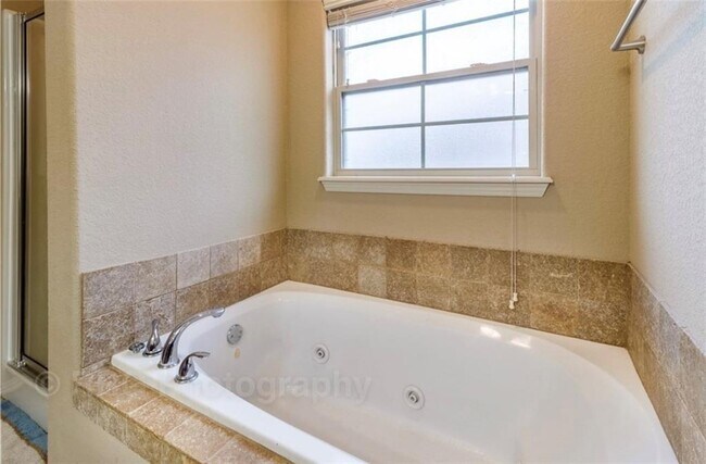 Building Photo - 6082 Cord Ave